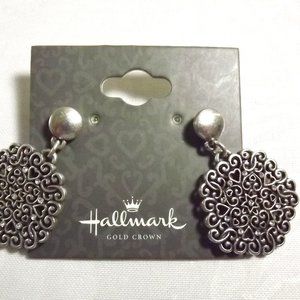 Hallmark Gold Crown Collection NOS Pierced Earrings